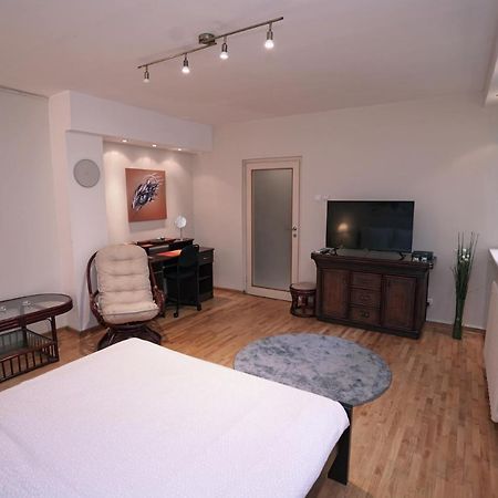 Appartamento Ratan Belgrado Esterno foto
